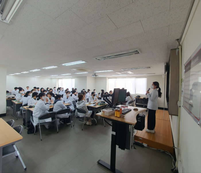 44fb381e-4a10-44a8-90a8-45d25a7a4e12.png